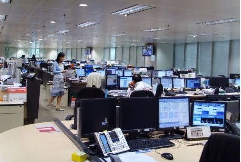香港证券经纪人怎么样考